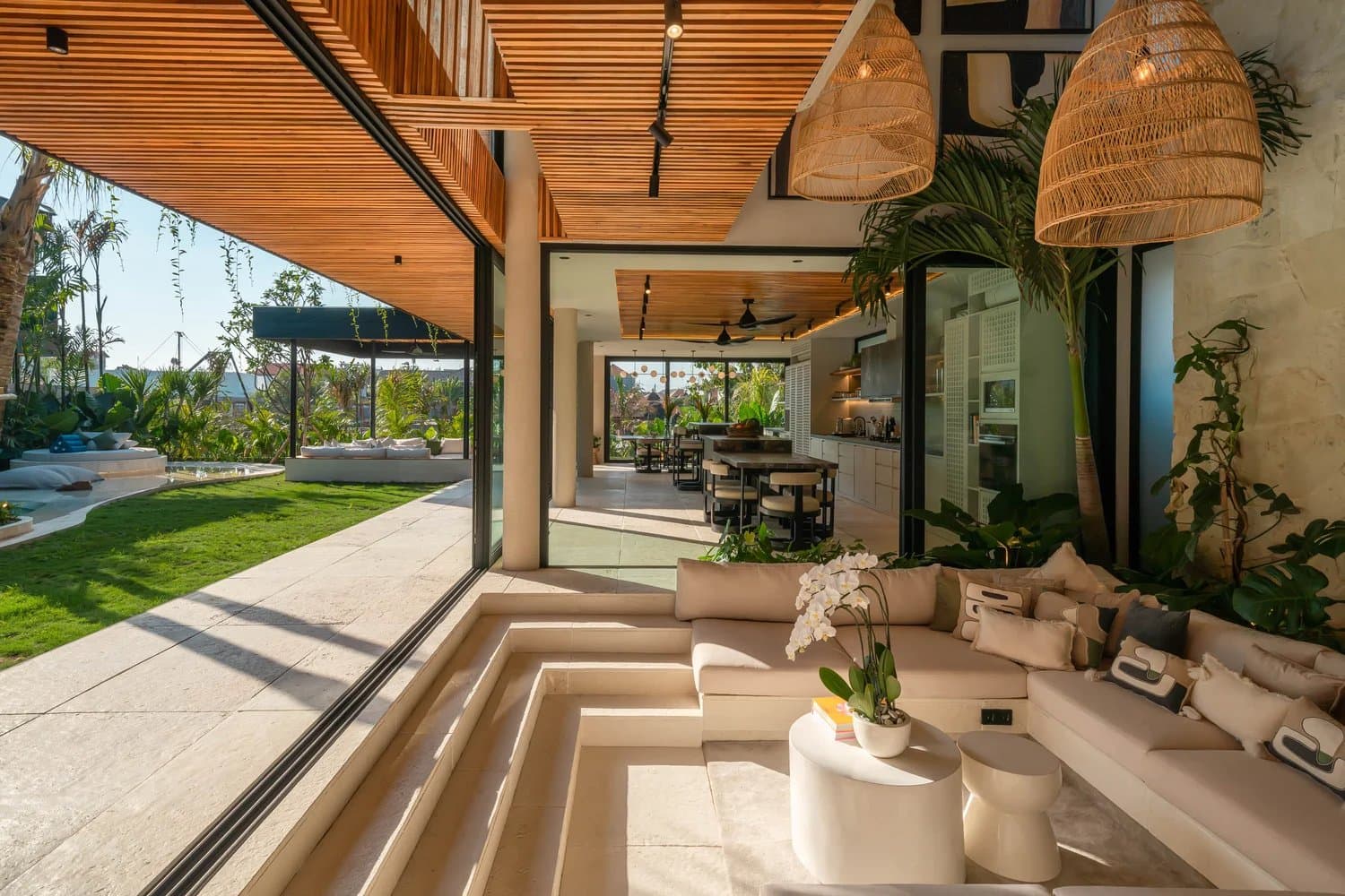 Cocobay — Poolside